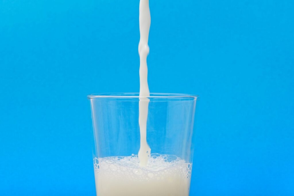 Milk when inflowing into the jar