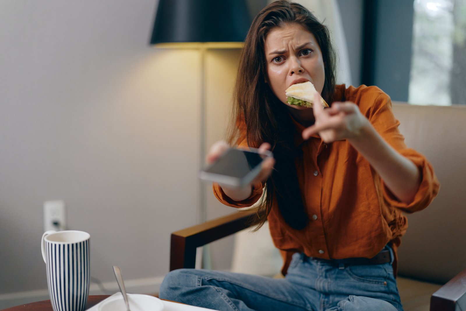 ¿Cómo nuestras emociones influyen en nuestras elecciones alimenticias?